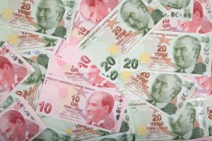 Összeomlott a török líra árfolyama